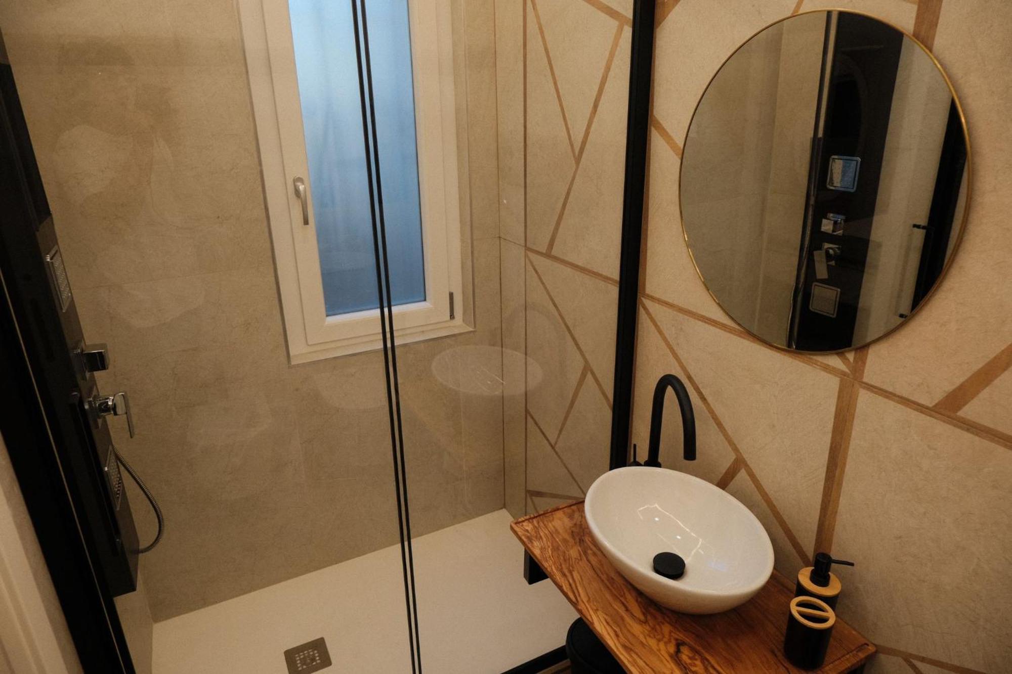 Casa Vacanze Ibiscus Porto Venere Esterno foto
