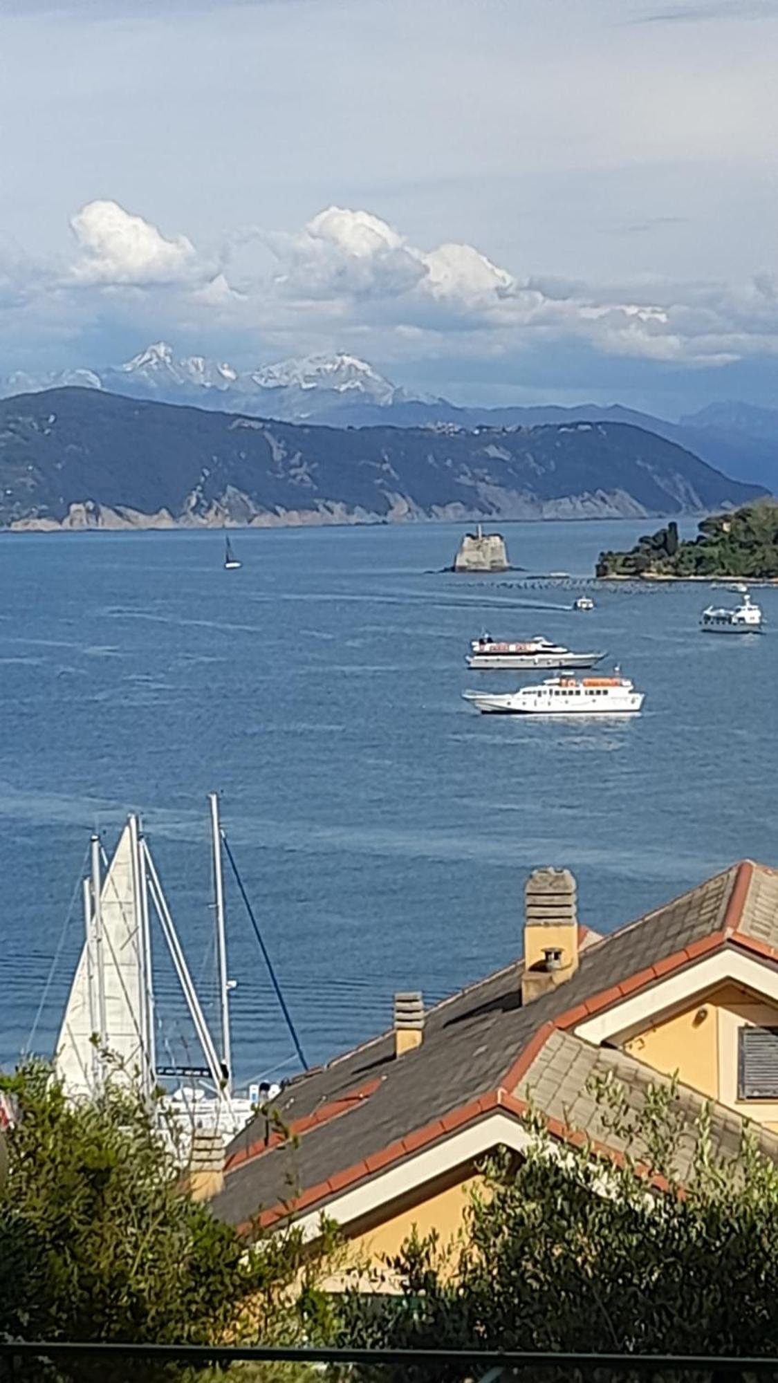 Casa Vacanze Ibiscus Porto Venere Esterno foto