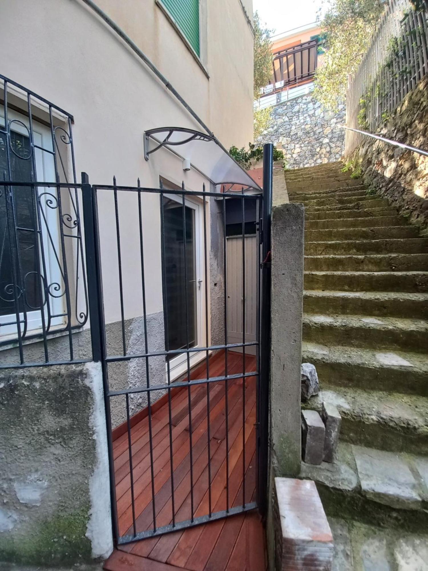 Casa Vacanze Ibiscus Porto Venere Esterno foto