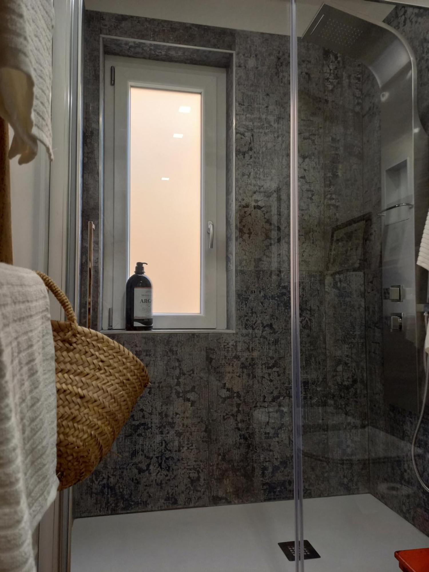 Casa Vacanze Ibiscus Porto Venere Esterno foto